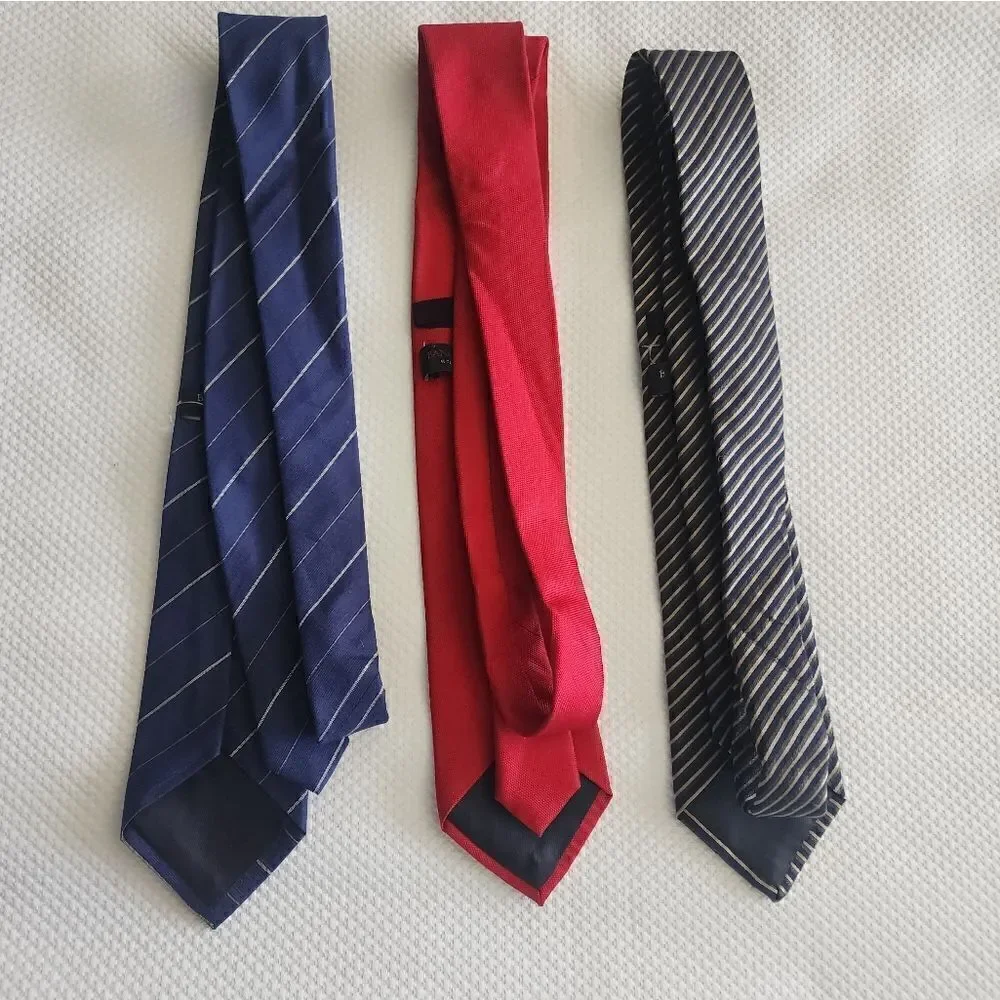 Banana Republic tie bundle of 3 new without tags
